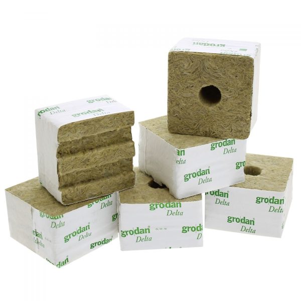 Cubes de laine de roche - 100x100x65mm - 27/35 - Carton de 216 pièces - Grodan DELTA